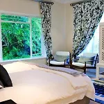 Bishopsfield Guest House