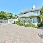 Bishopsfield Guest House