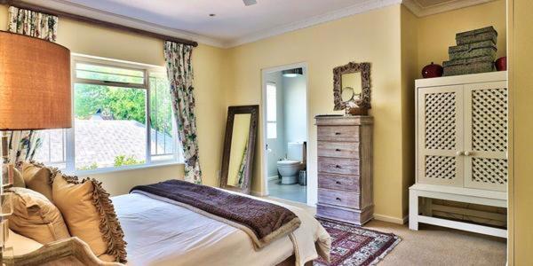 Bishopsfield 4*