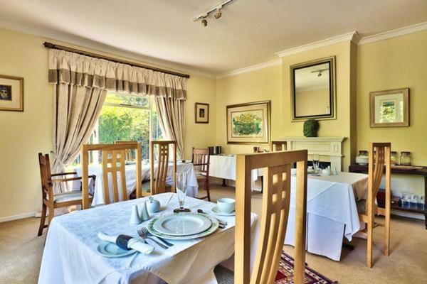 Guest house Bishopsfield 4*