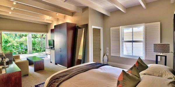 Guest house Bishopsfield 4*
